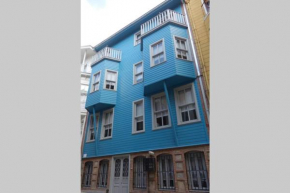 19th Century Wooden Townhouse, Kadikoy